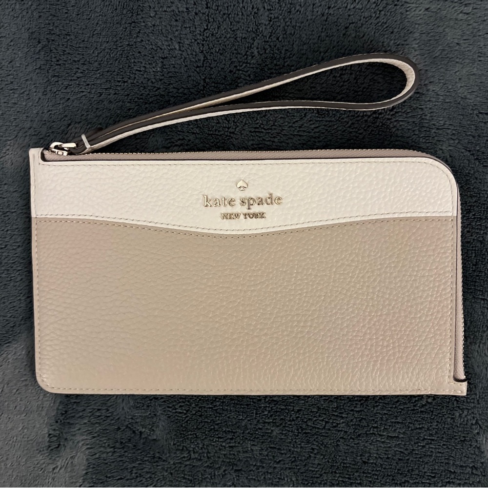 Lucy Colorblock Pebbled Leather Medium L-zip Wristlet